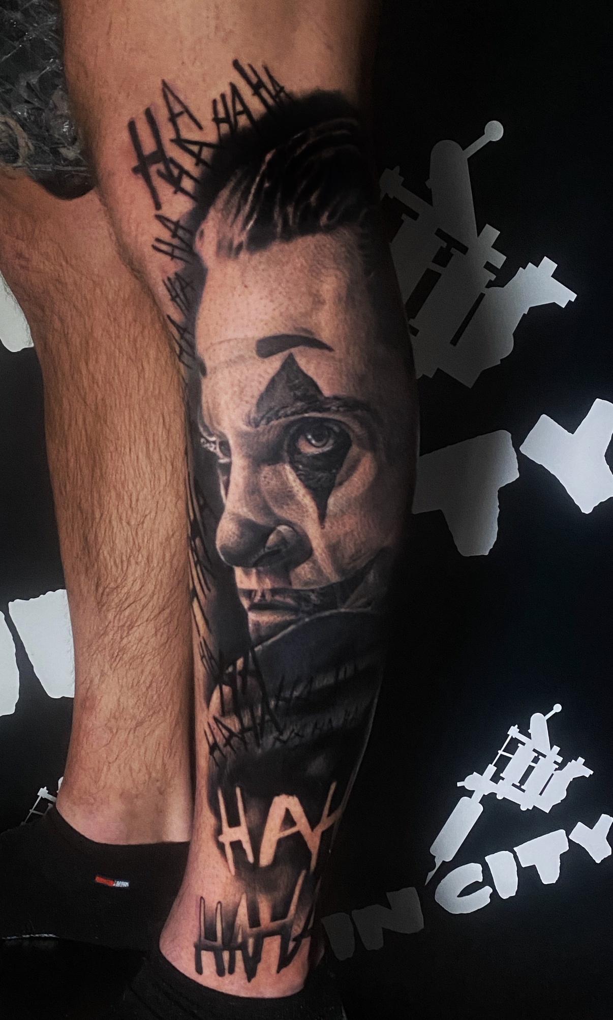 Tattoo-Arbeit 3 aus dem Portfolio von Csaba – Skin City Tattoo Neufeld