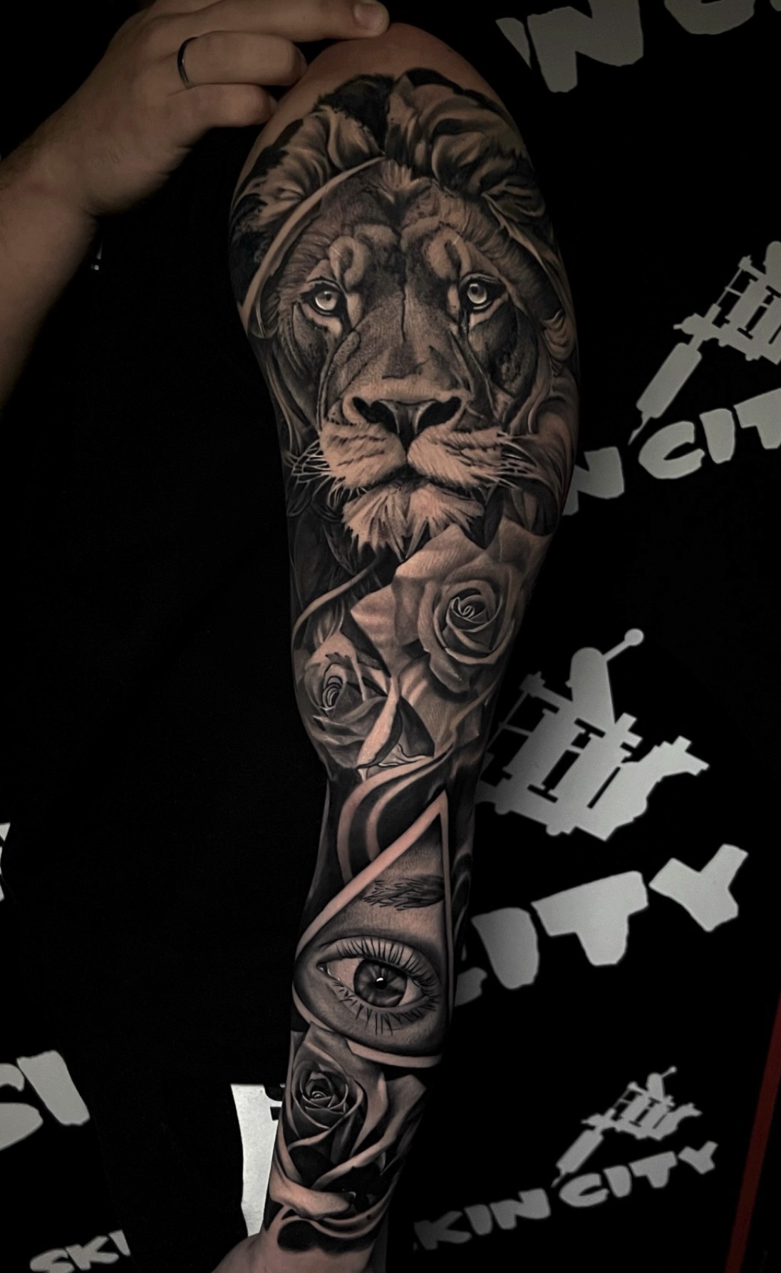 Tattoo-Arbeit 6 aus dem Portfolio von Csaba – Skin City Tattoo Neufeld